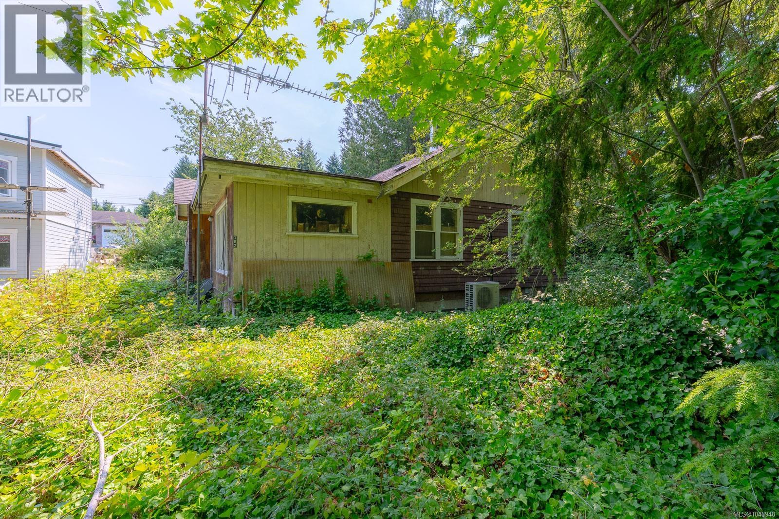1319 Lee Rd - 6