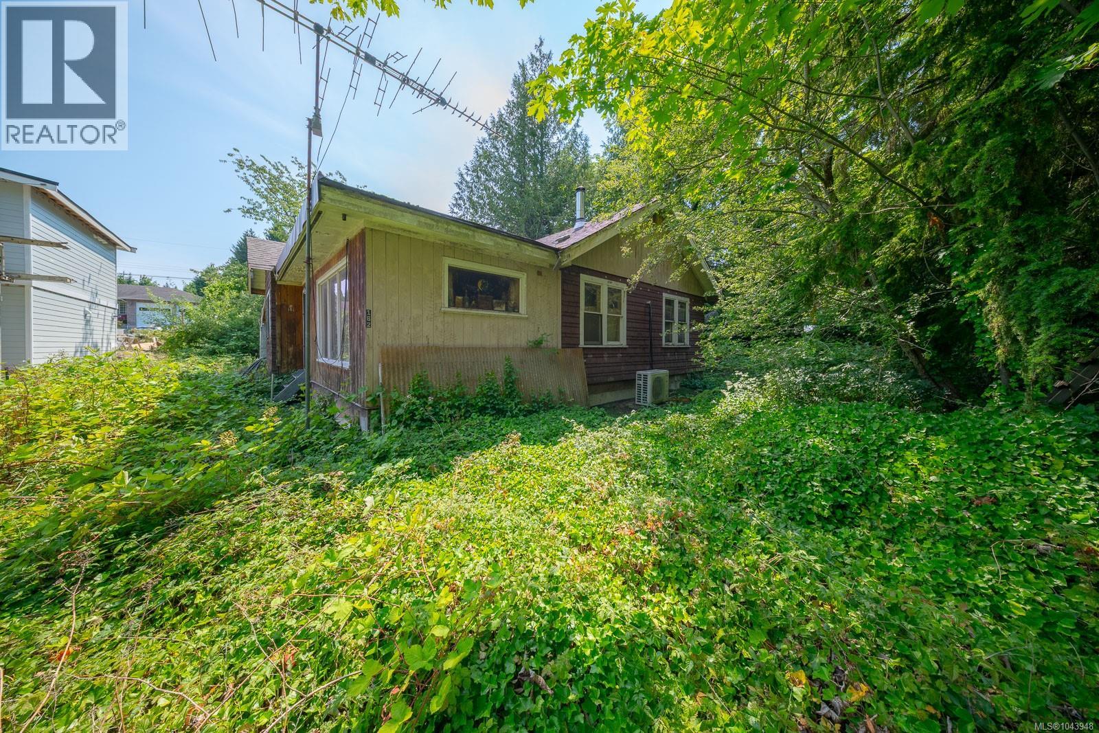 1319 Lee Rd - 9