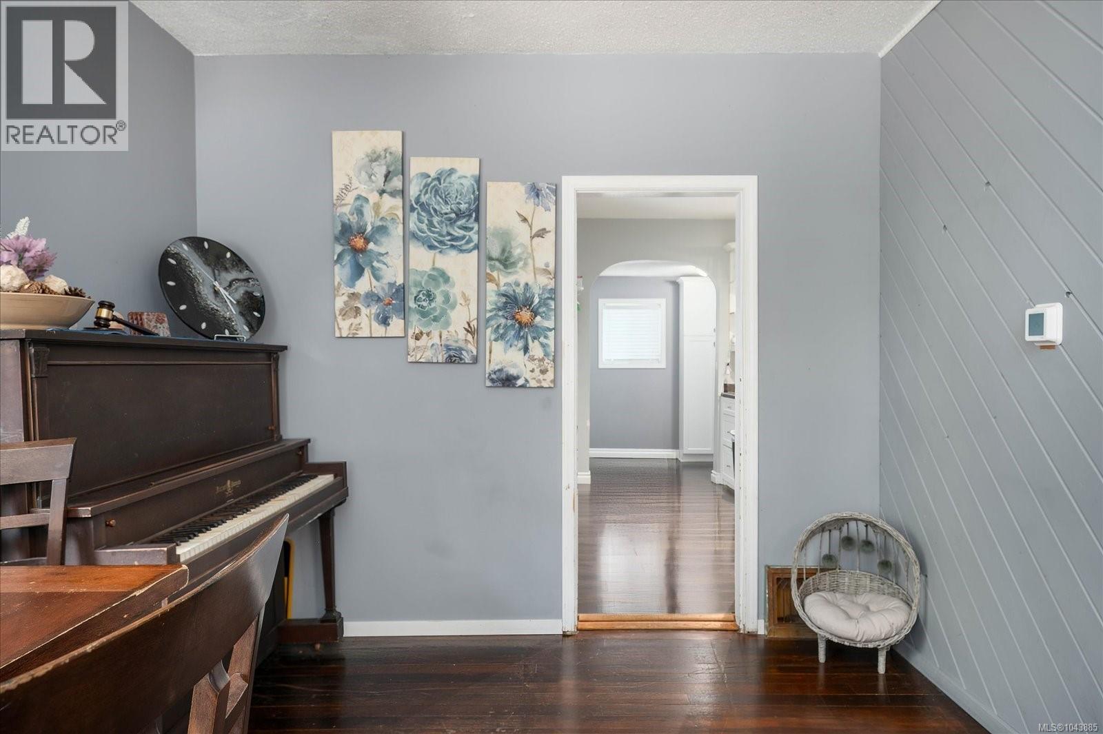 342 Howard Ave - 13