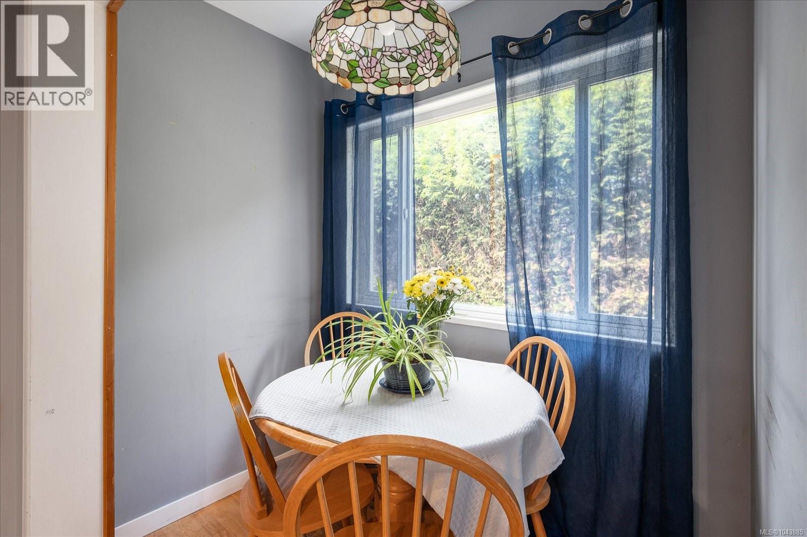 342 Howard Ave - 14