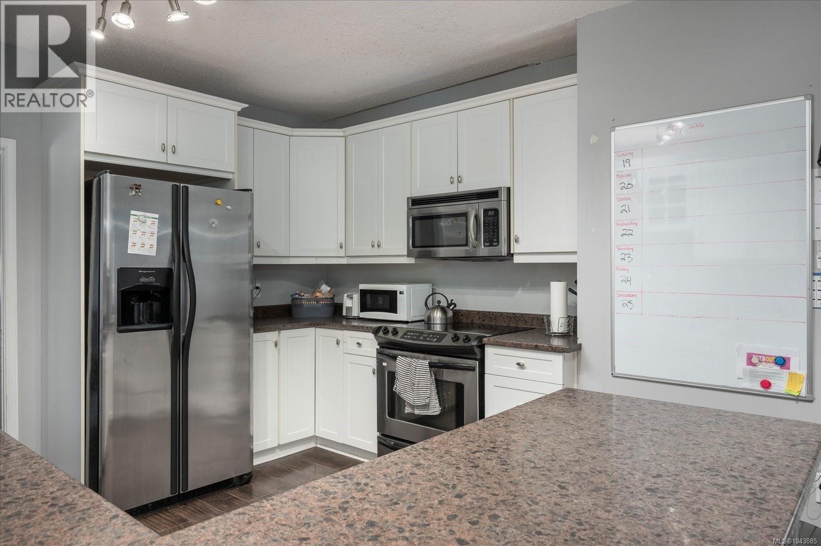 342 Howard Ave - 16