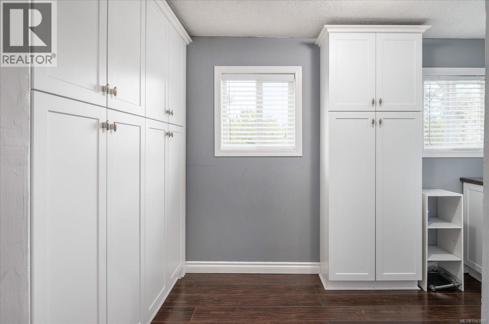 342 Howard Ave - 18