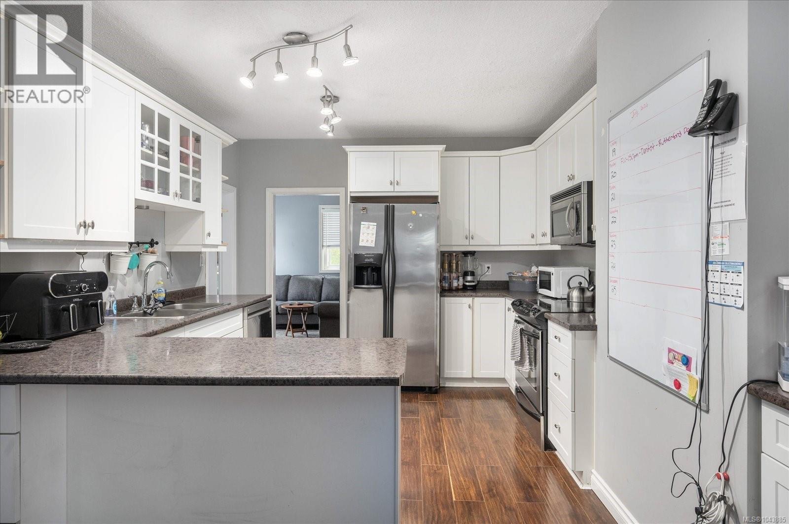 342 Howard Ave - 2