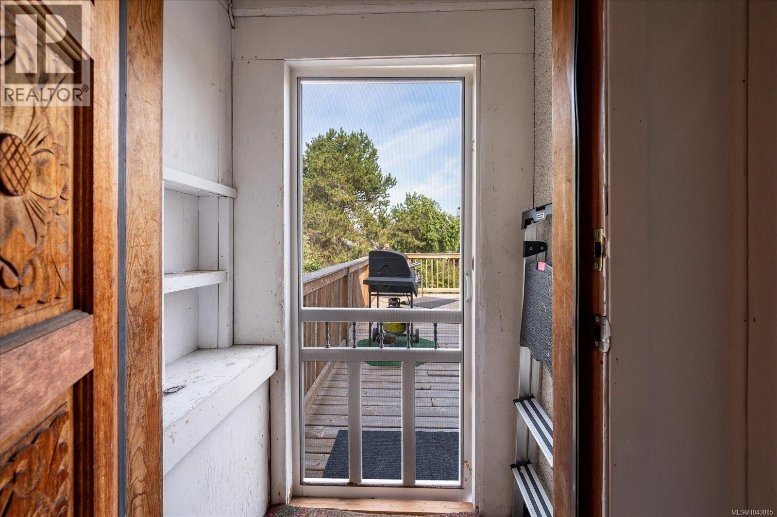342 Howard Ave - 21