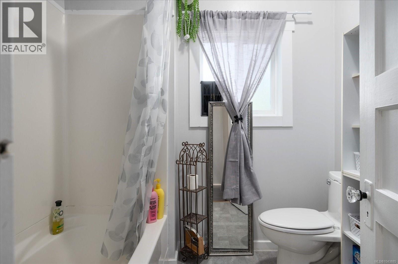 342 Howard Ave - 23