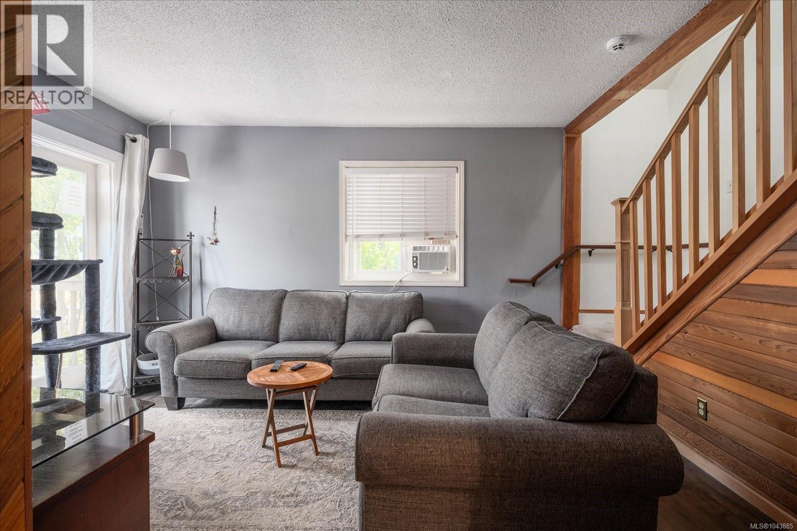 342 Howard Ave - 25
