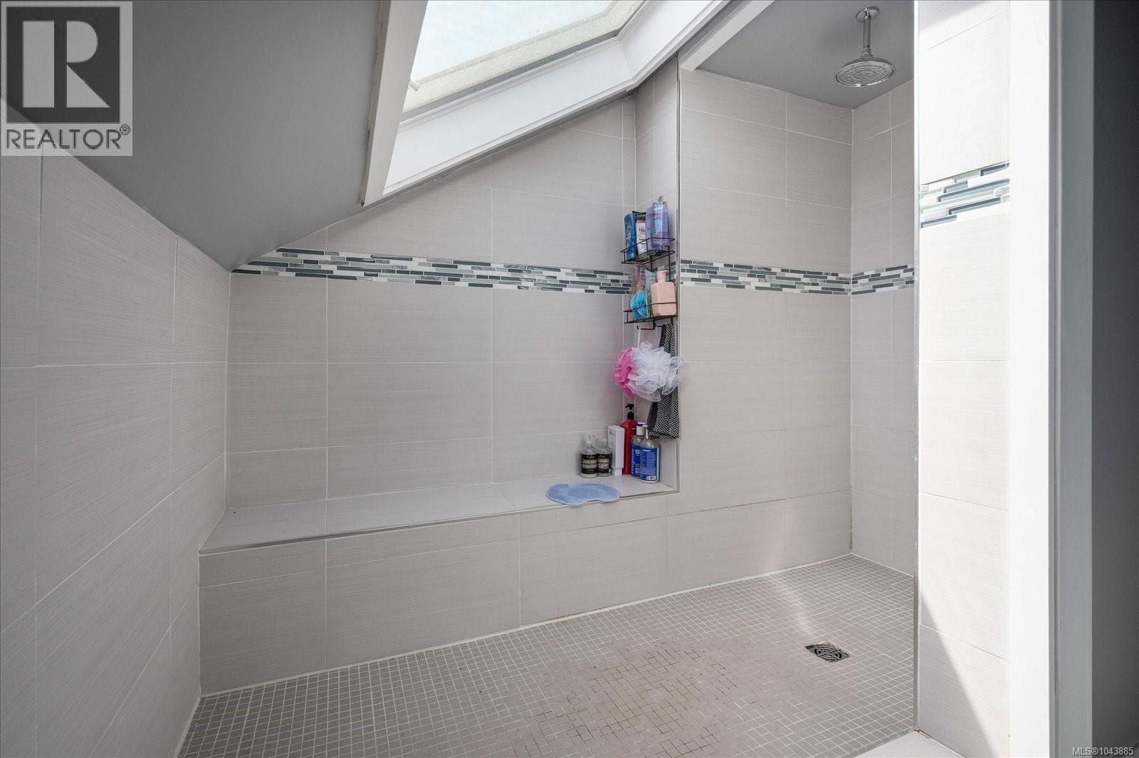 342 Howard Ave - 36