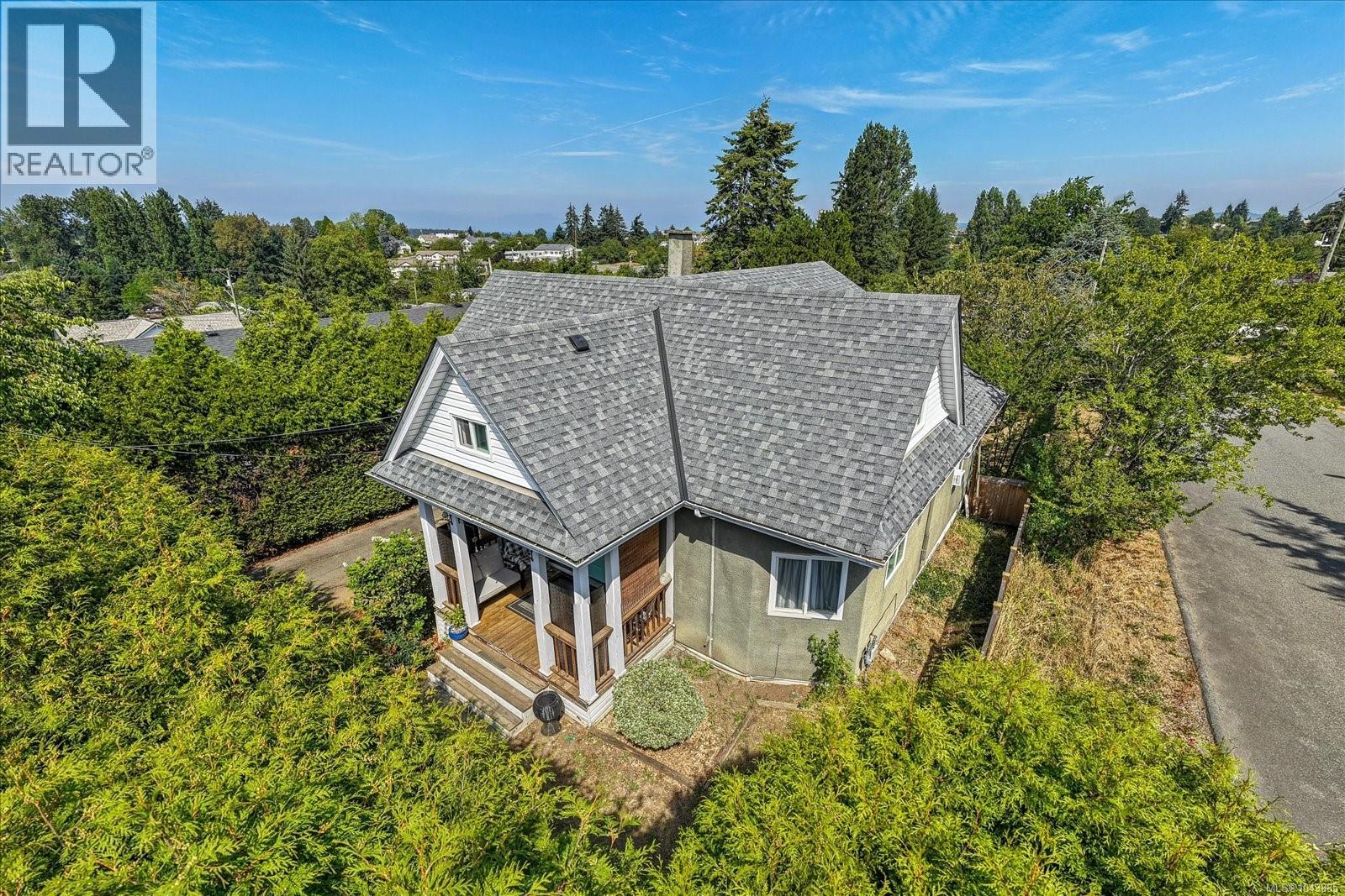 342 Howard Ave - 48
