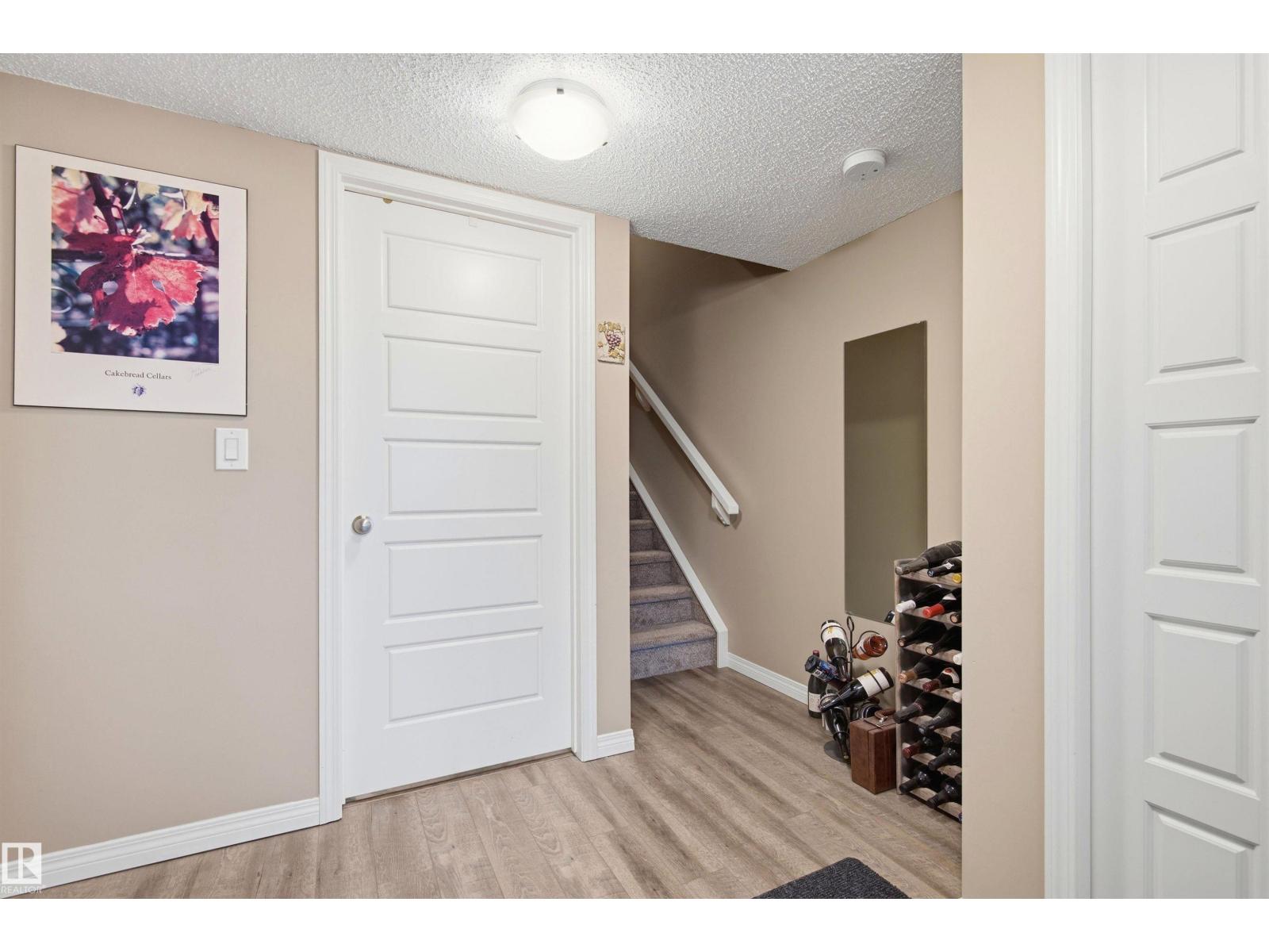 20127 19 AV NW - 6