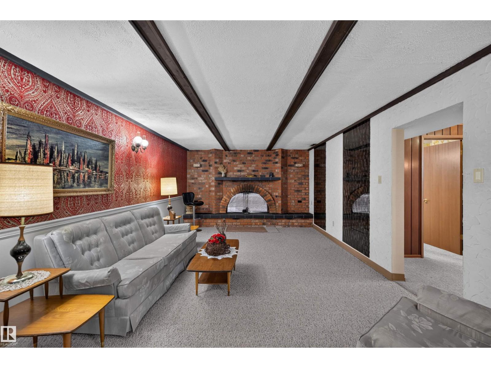 7011 141 Avenue NW NW NW - 26