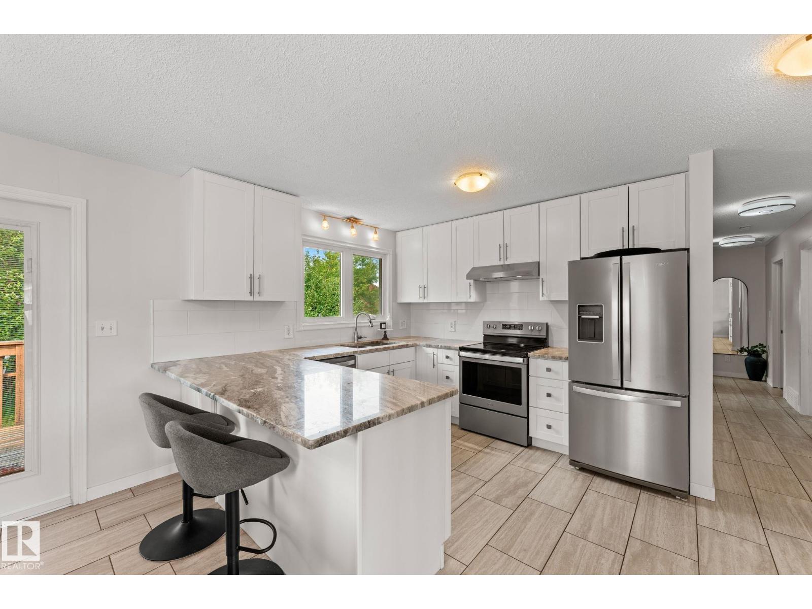 34 STIRLING RD NW - 12