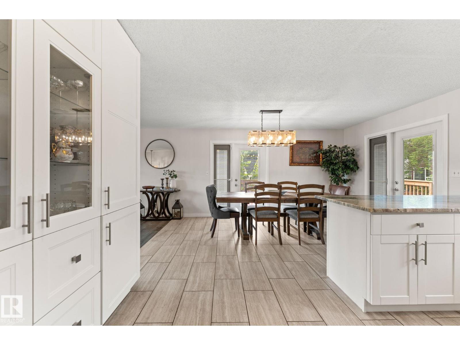 34 STIRLING RD NW - 15