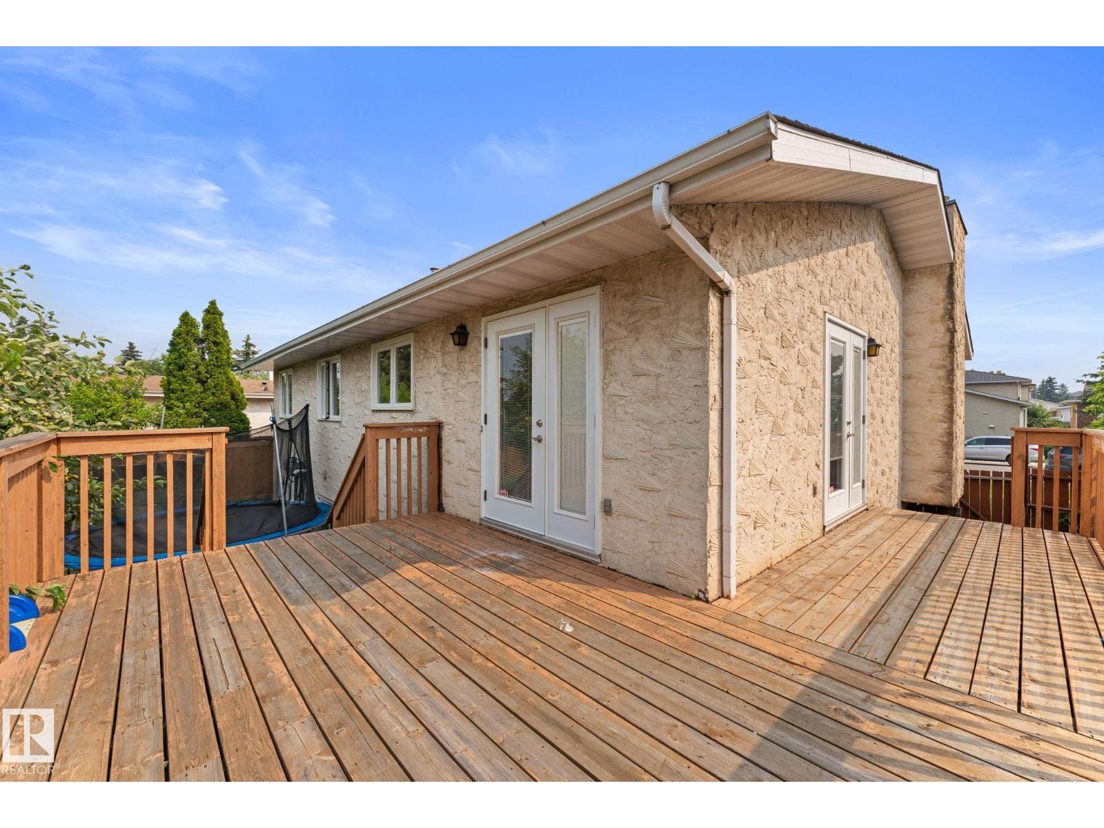 34 STIRLING RD NW - 34