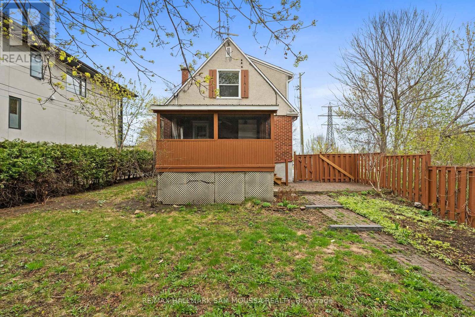 378 BYRON AVENUE - 31