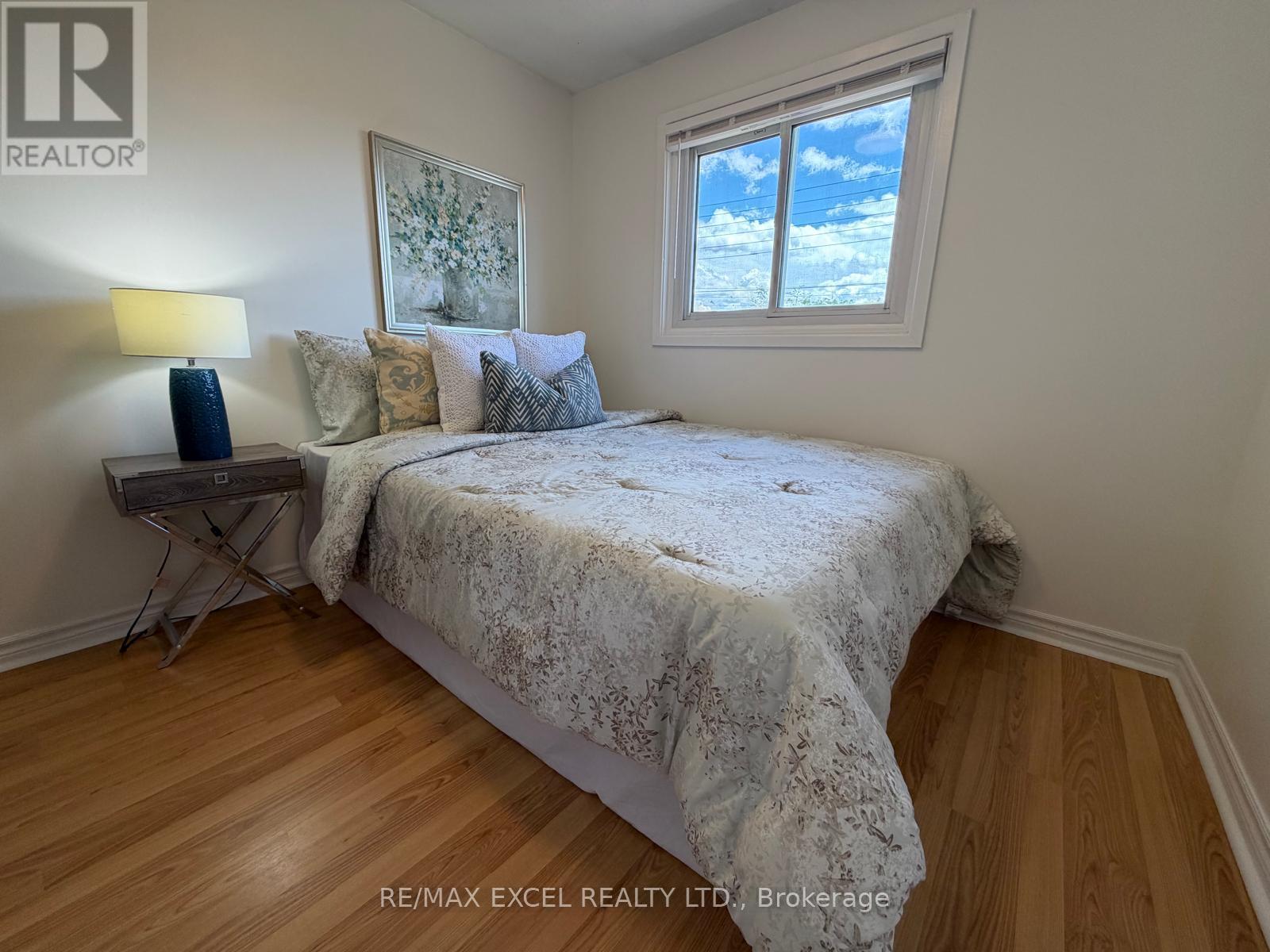 43 DUXFORD CRESCENT - 11
