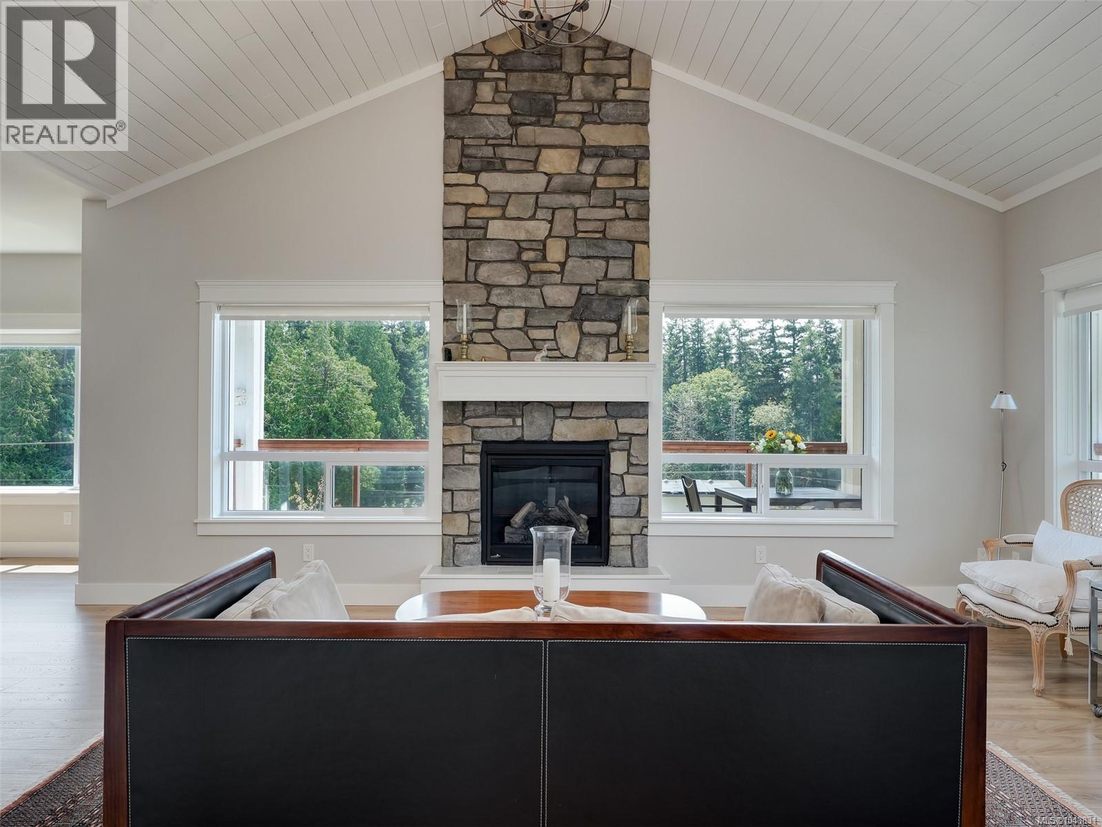 2125 Erinan Blvd - 4