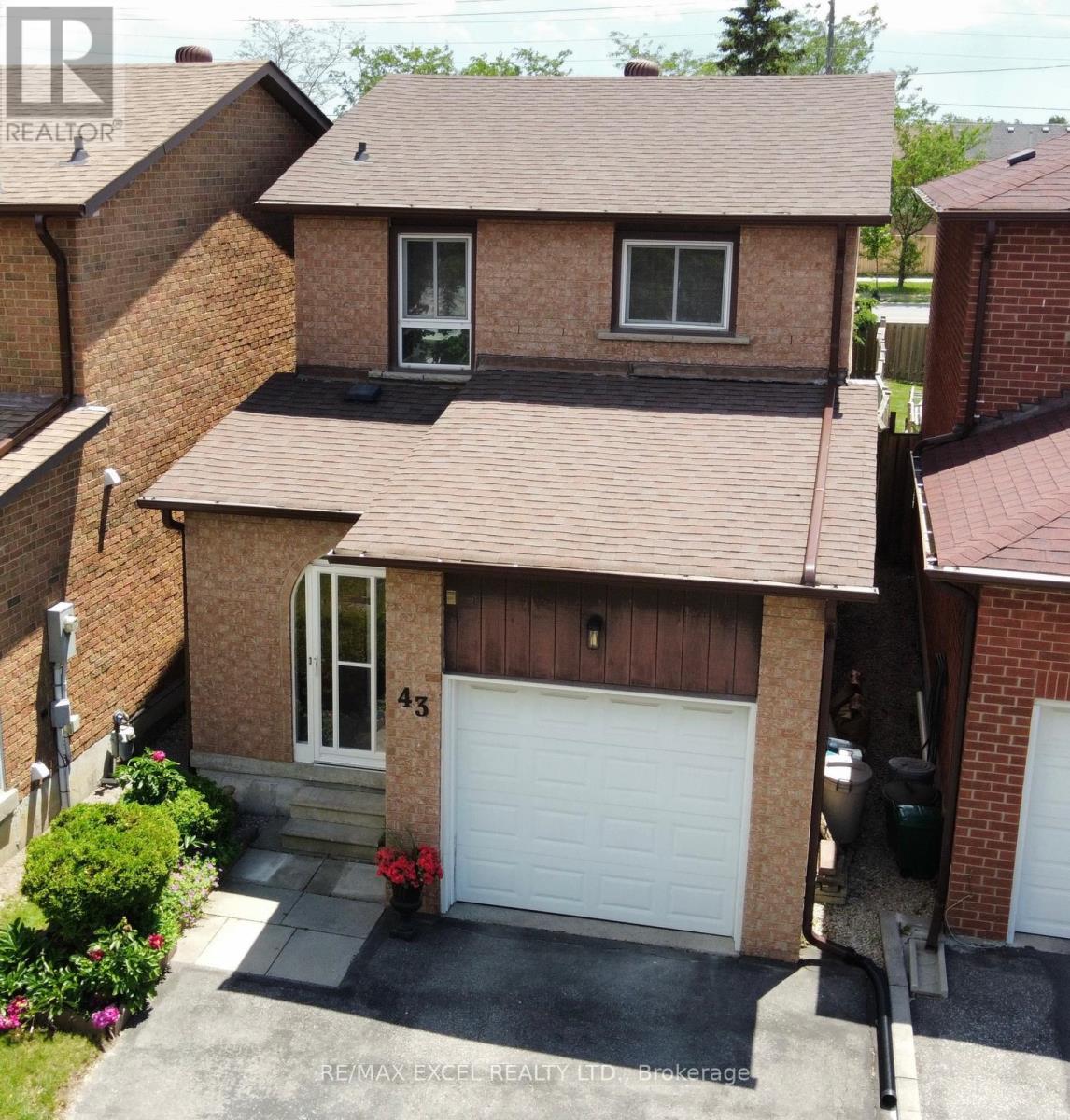 43 DUXFORD CRESCENT - 18
