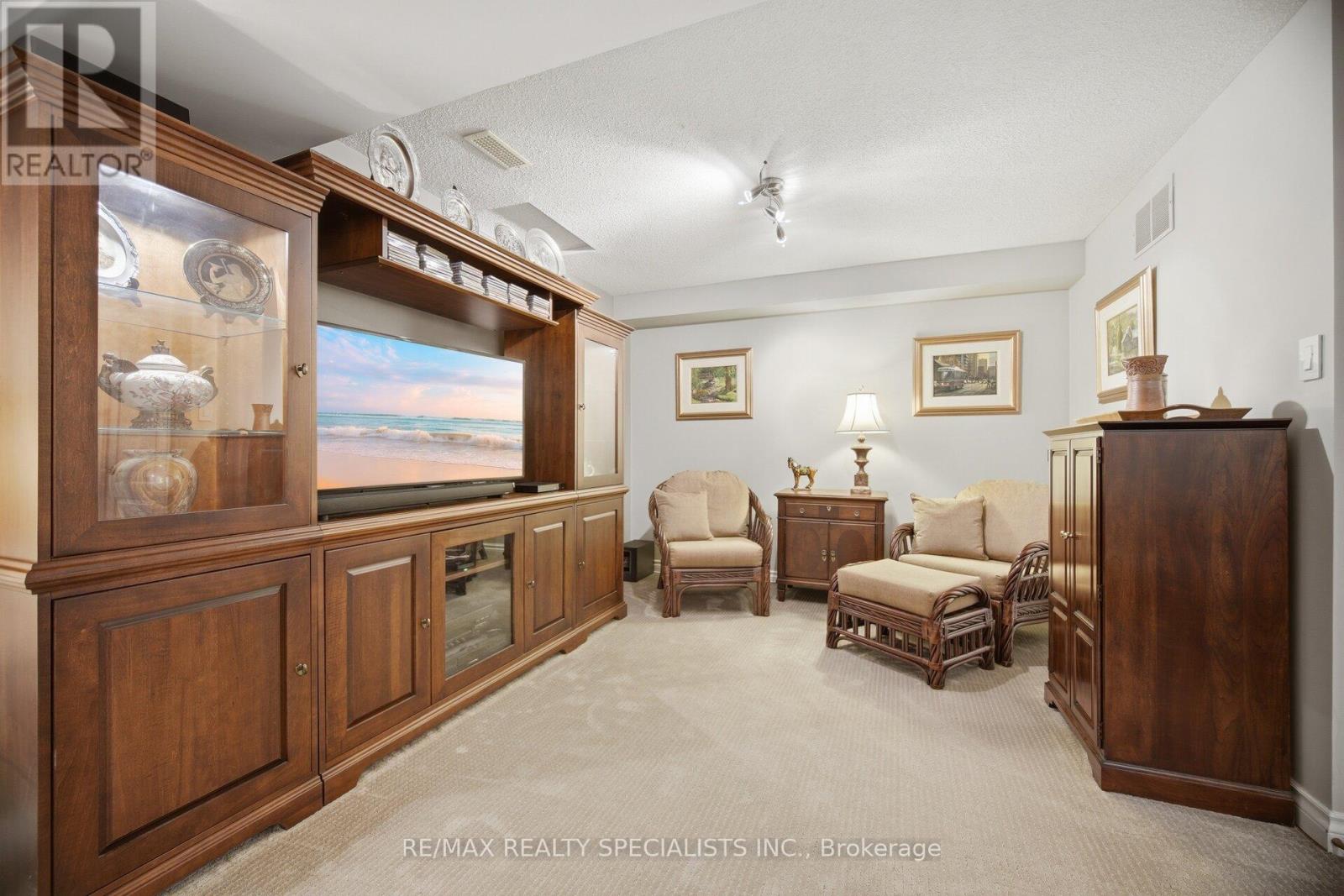 #73 5480 GLEN ERIN DRIVE - Image 34