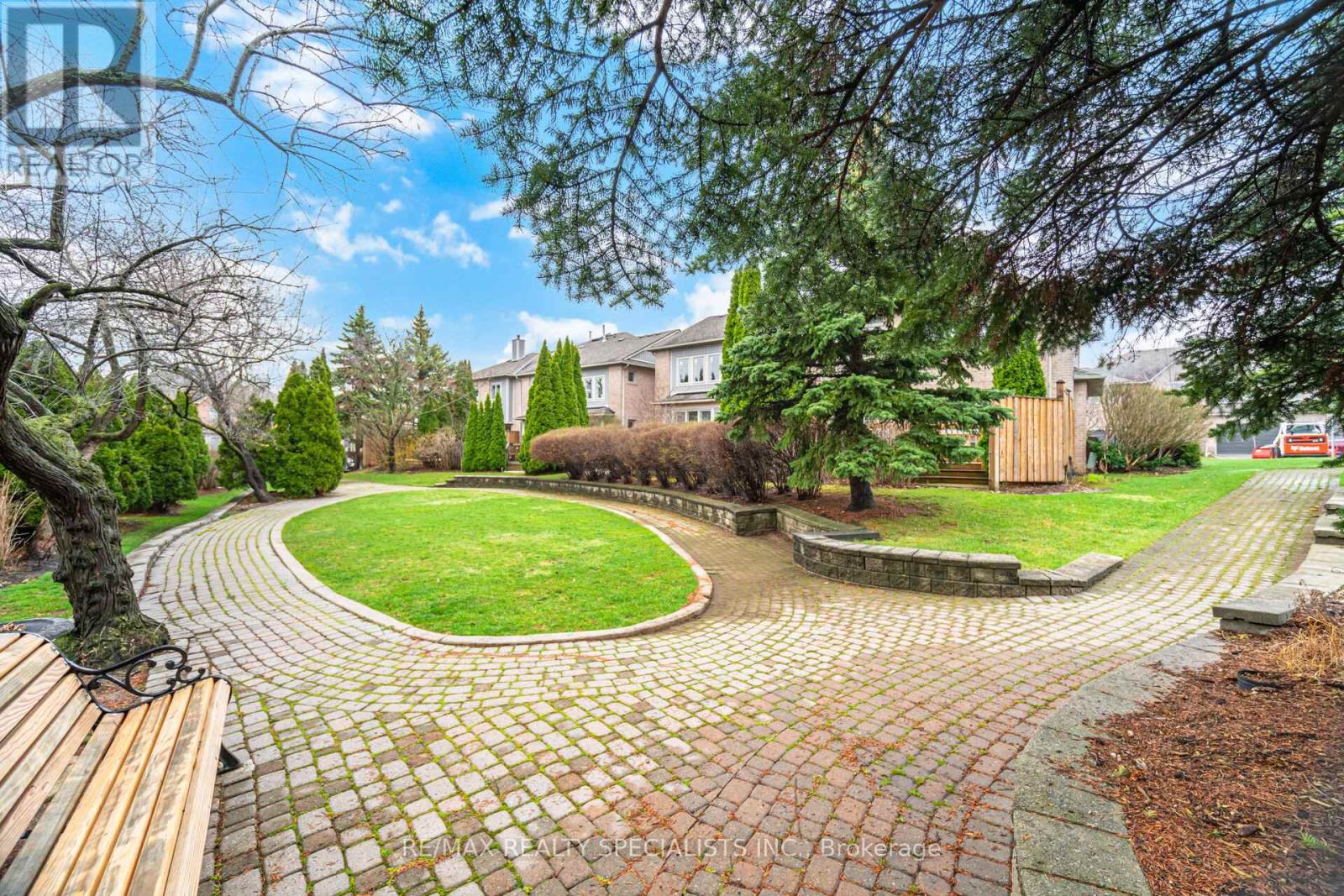 #73 5480 GLEN ERIN DRIVE - Image 41