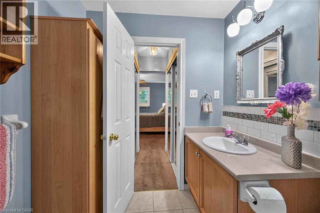 #26 40 BRAEMAR Avenue - 25
