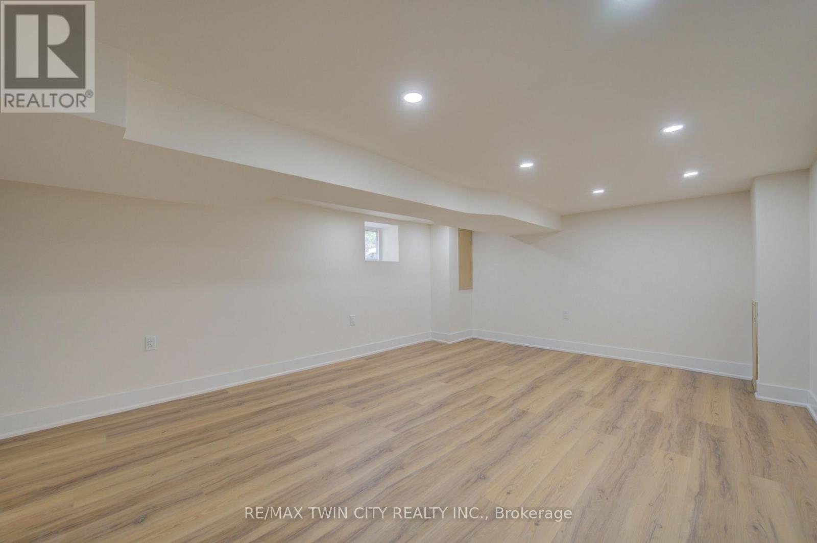 26 RICHARDSON STREET - 37