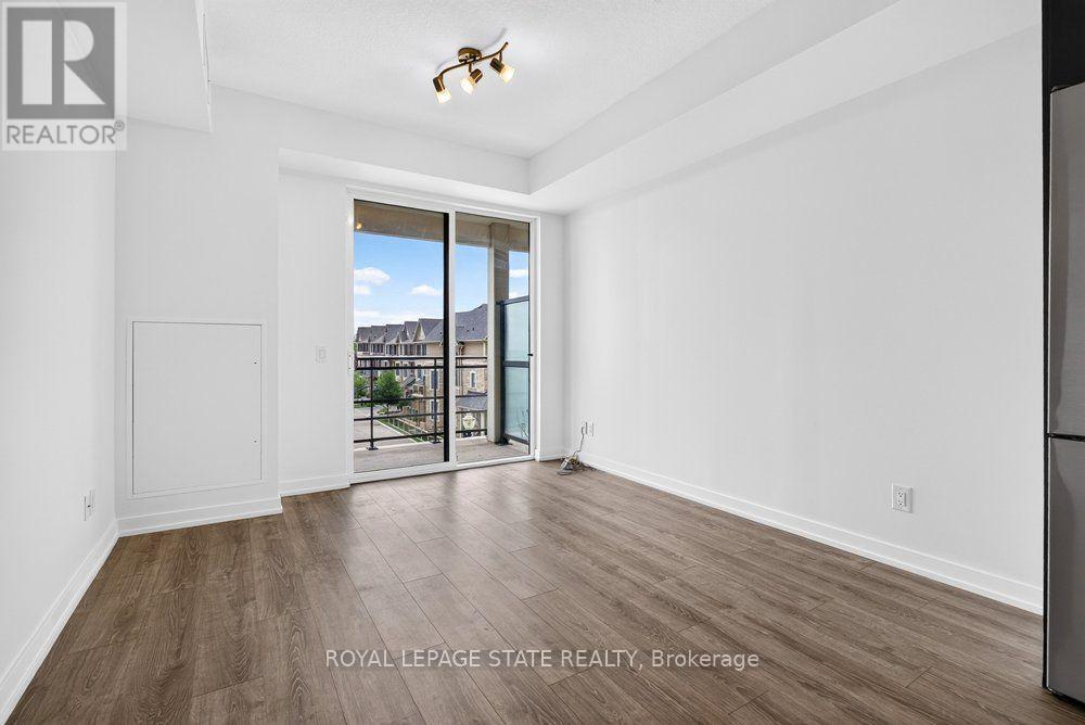 #306 10 ESPLANADE LANE - 10