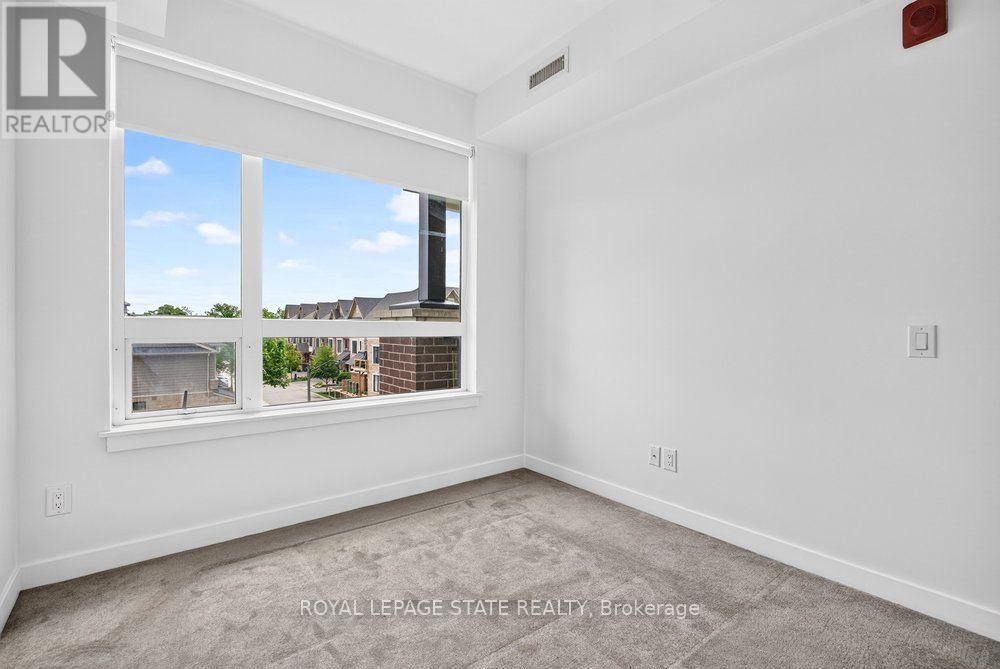 #306 10 ESPLANADE LANE - 16