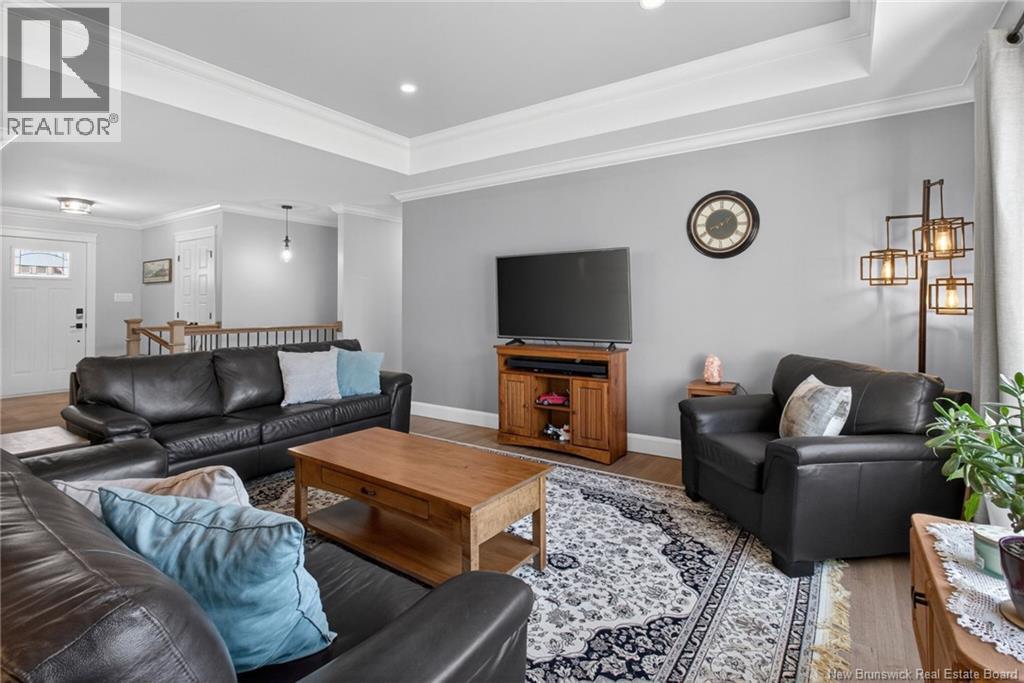 195 Rosebank Crescent - Image 8