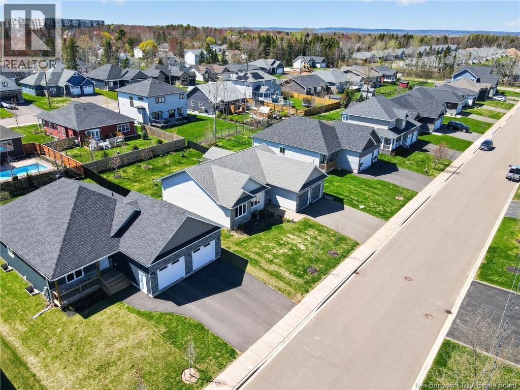 195 Rosebank Crescent - 50