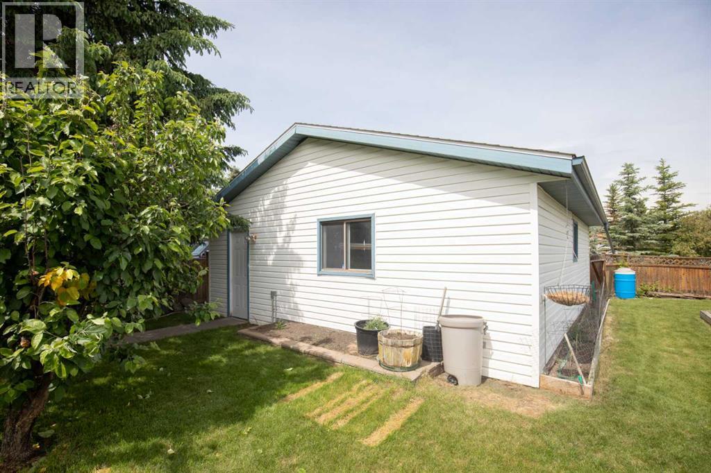 6014 44 Crescent, Innisfail