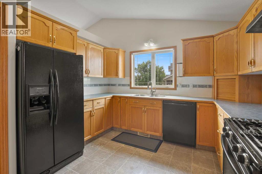 6014 44 Crescent, Innisfail