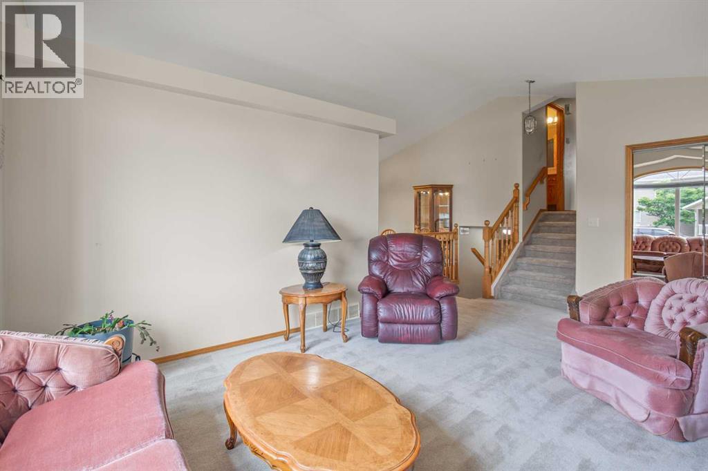 6014 44 Crescent, Innisfail