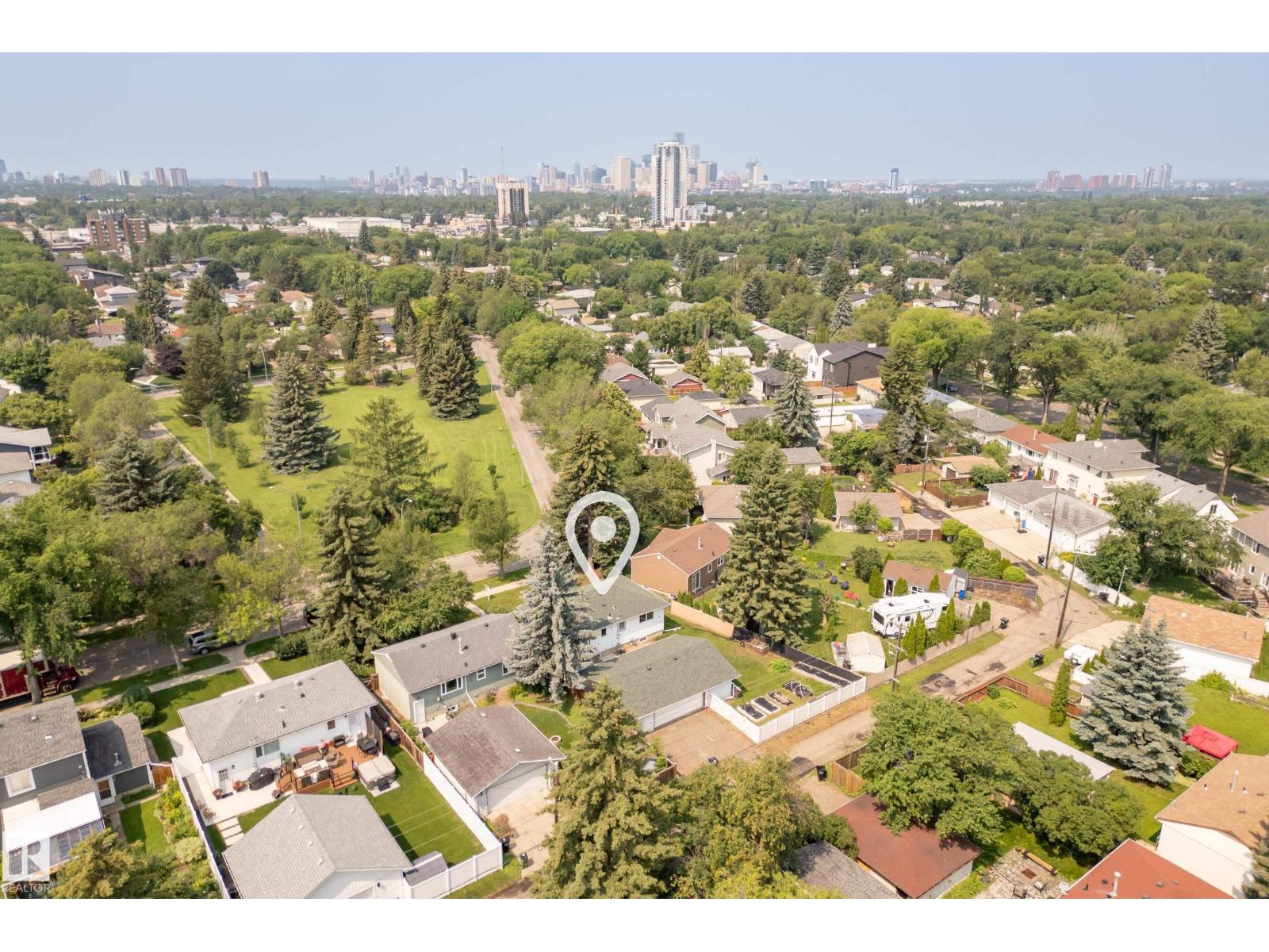 8419 77 ST NW - 46