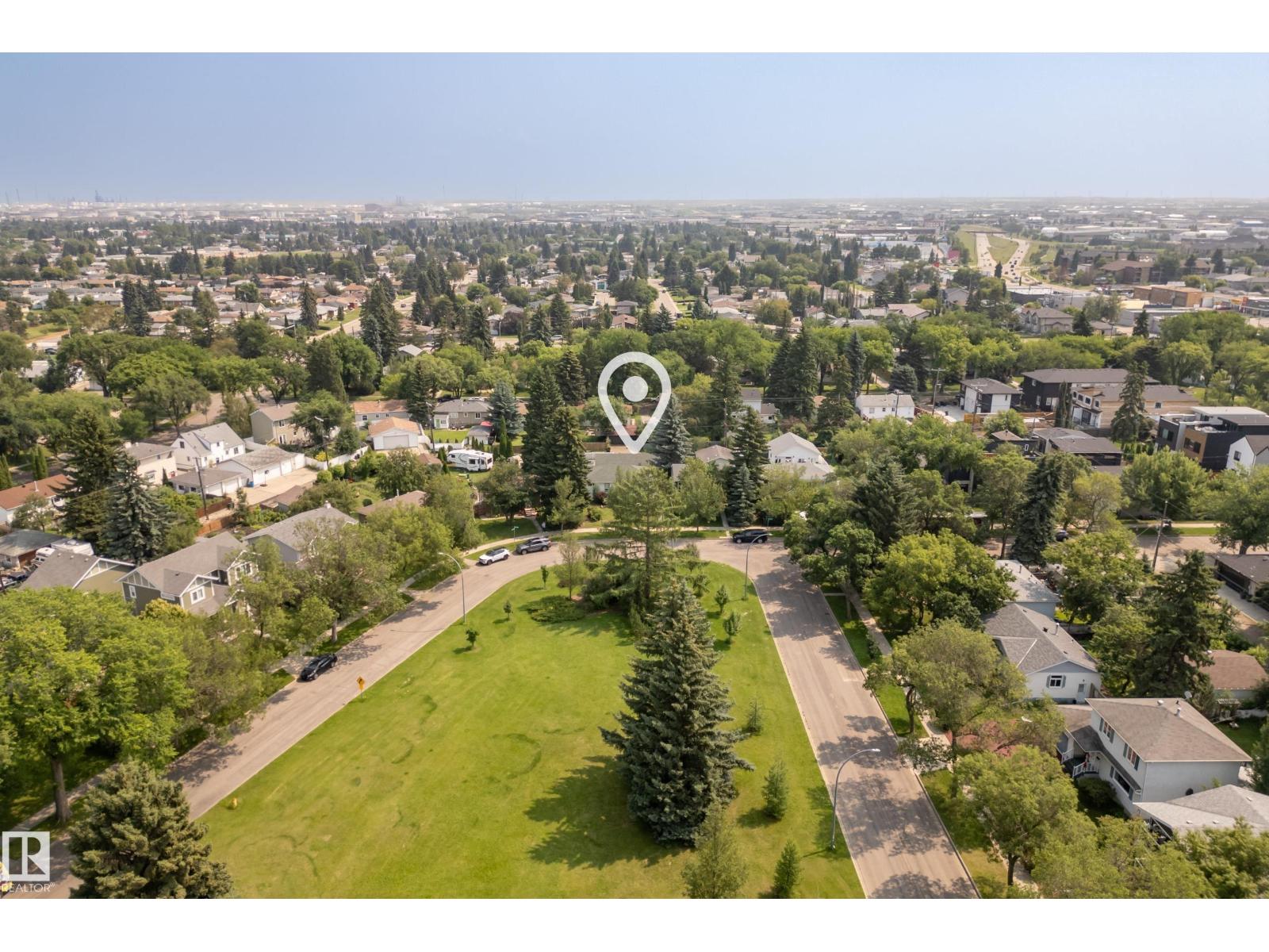 8419 77 ST NW - 48