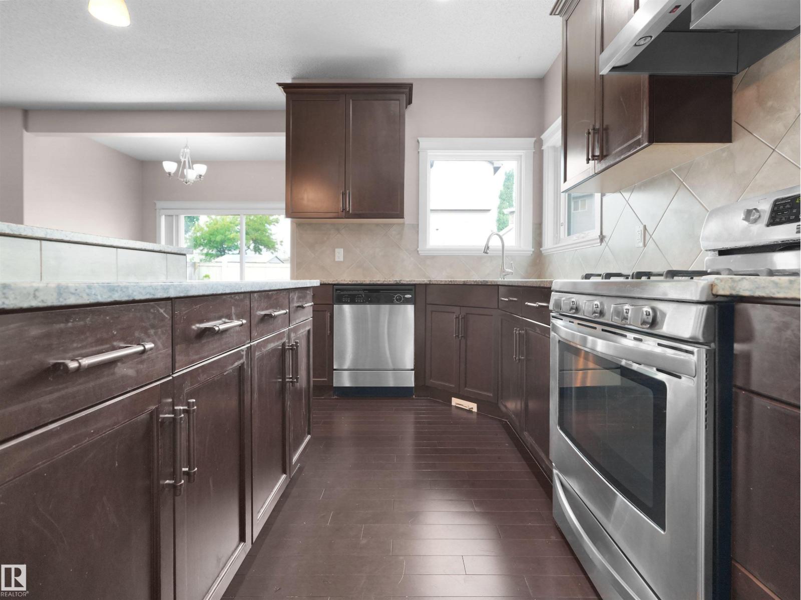 1932 67 ST SW - 24