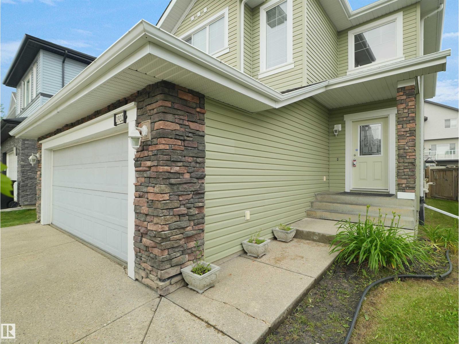 1932 67 ST SW - 3