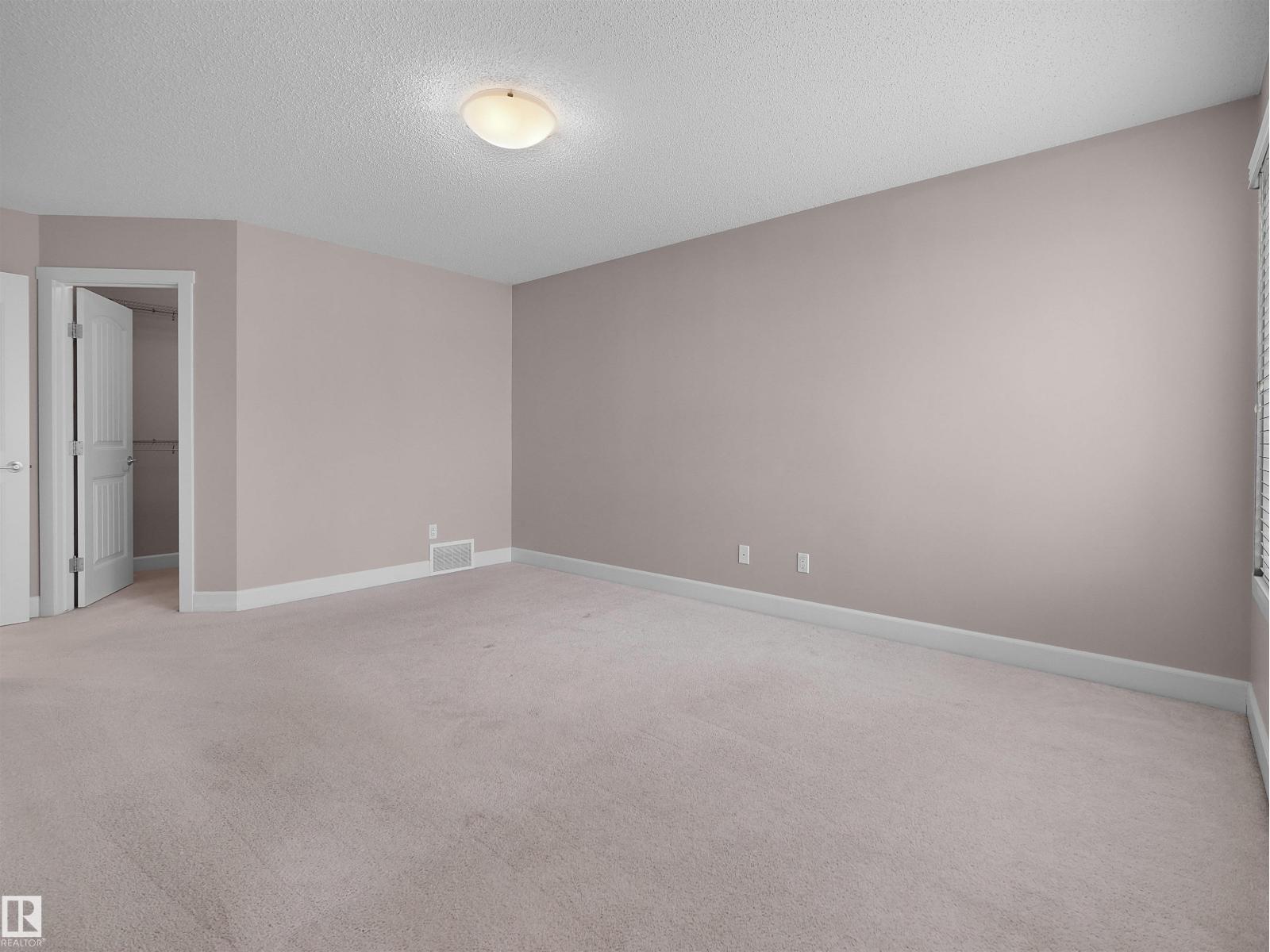1932 67 ST SW - 39