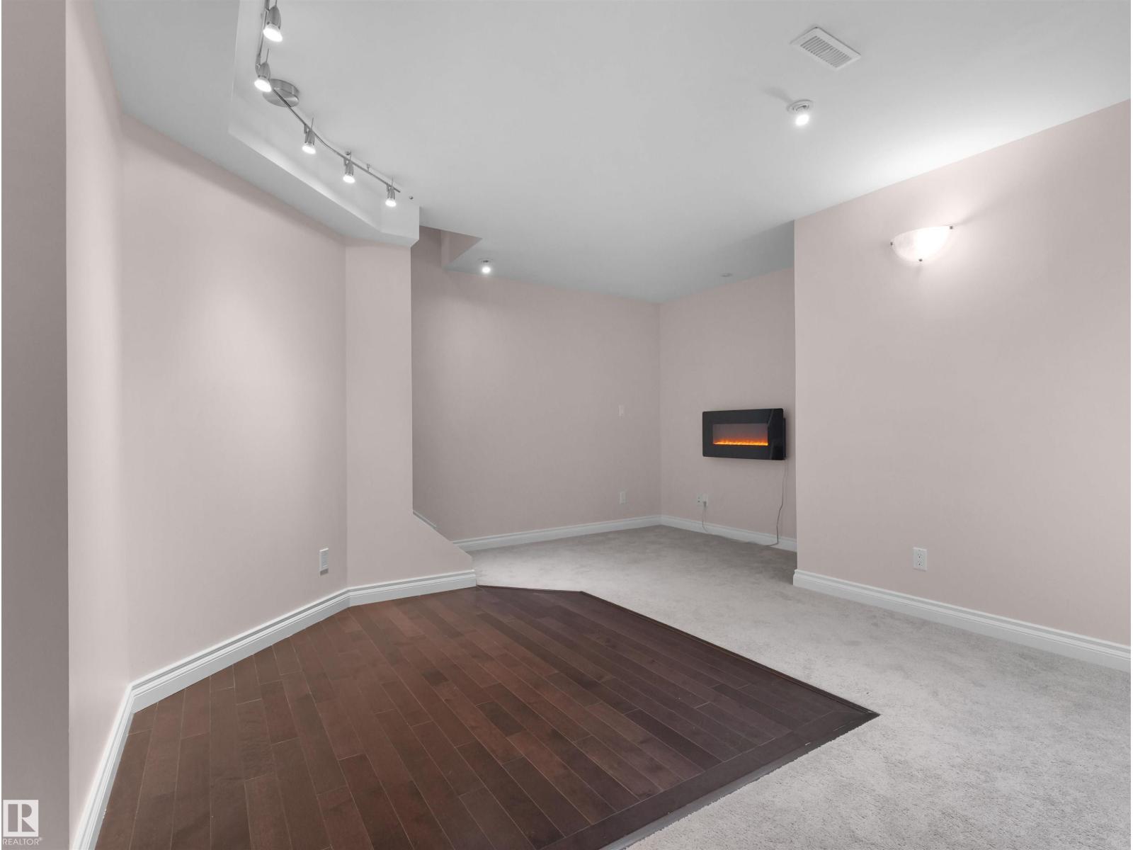 1932 67 ST SW - 45