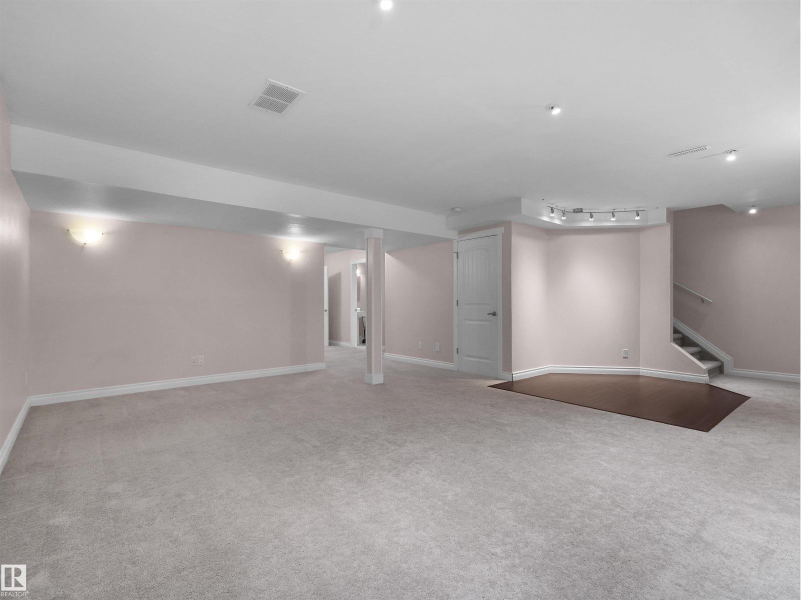 1932 67 ST SW - 47
