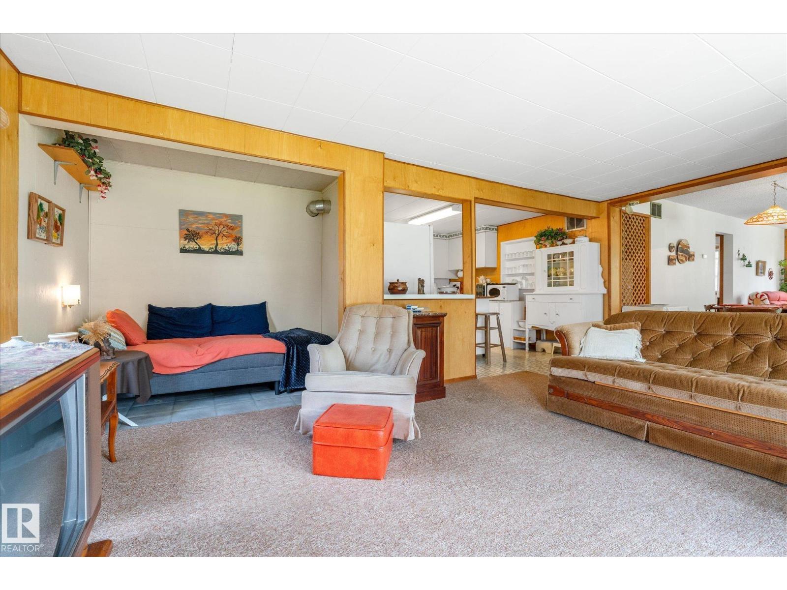 #32 53113 RGE ROAD 44 - 14