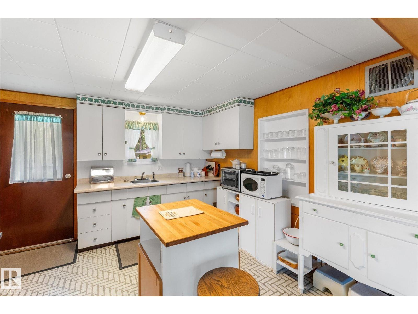 #32 53113 RGE ROAD 44 - 18