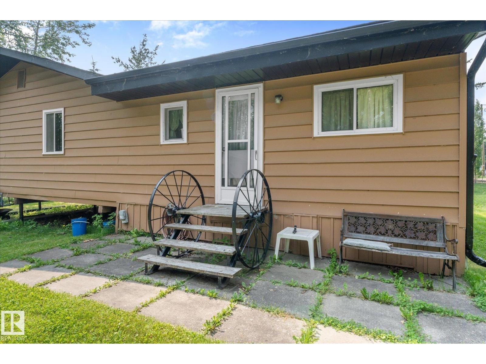 #32 53113 RGE ROAD 44 - 38
