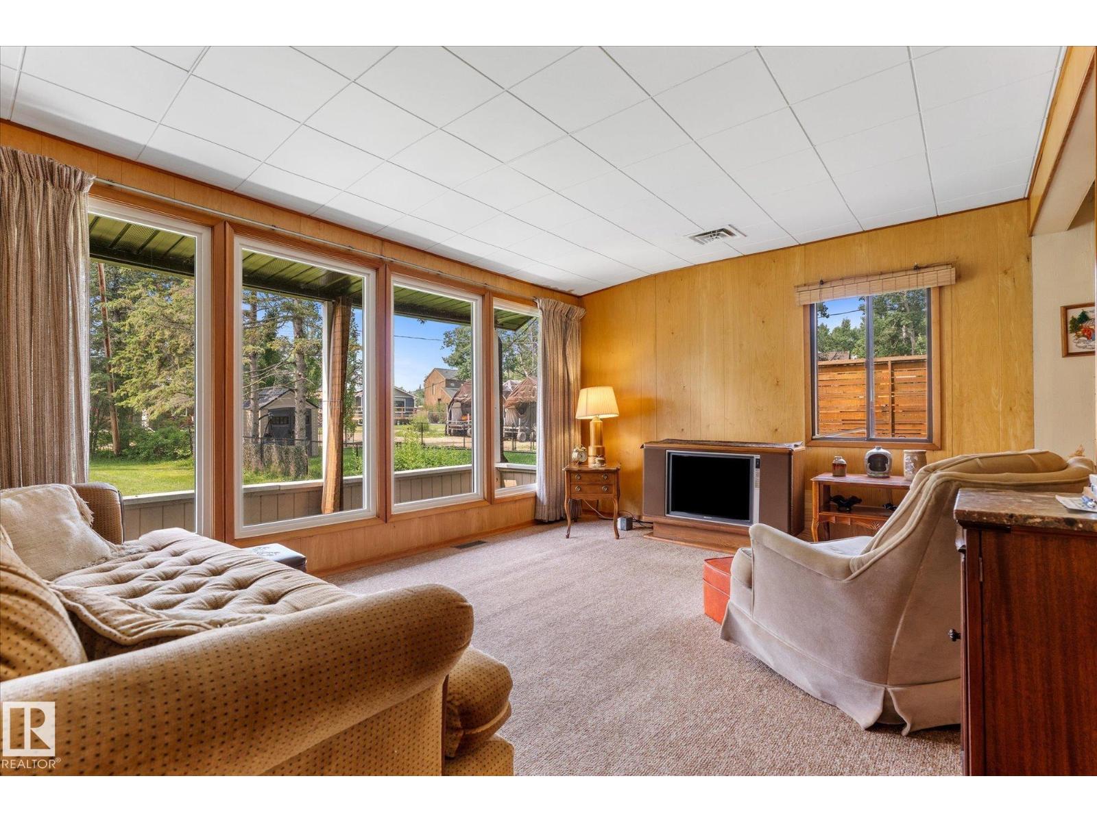 #32 53113 RGE ROAD 44 - 12
