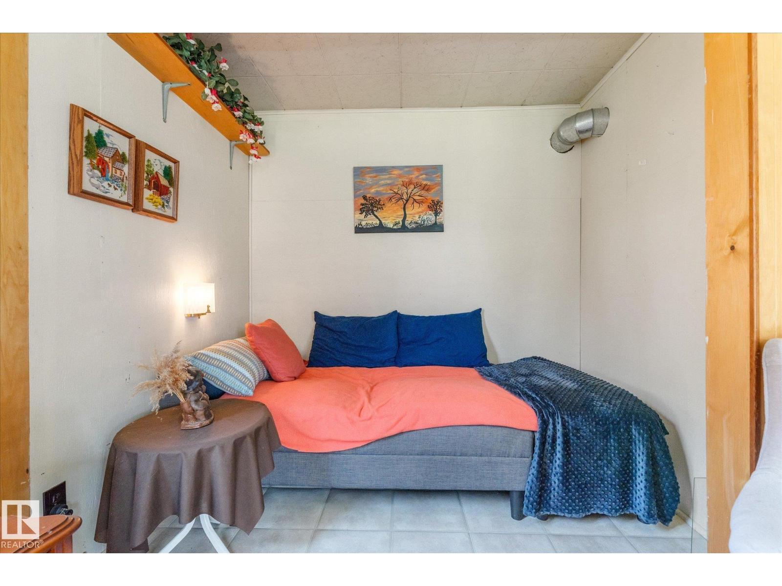 #32 53113 RGE ROAD 44 - 15