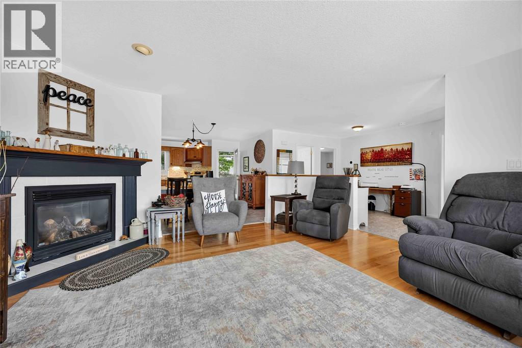 #367 5700 Blackwell Sideroad - 10