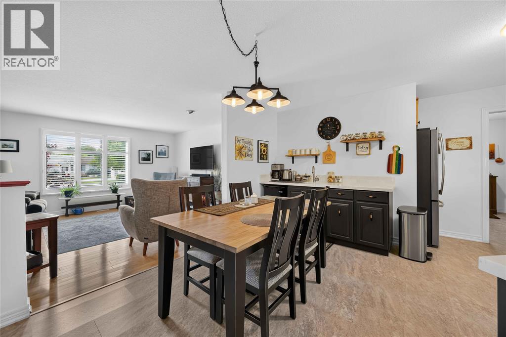 #367 5700 Blackwell Sideroad - 14