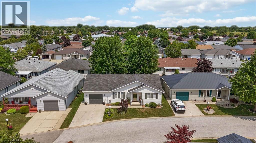 #367 5700 Blackwell Sideroad - 38