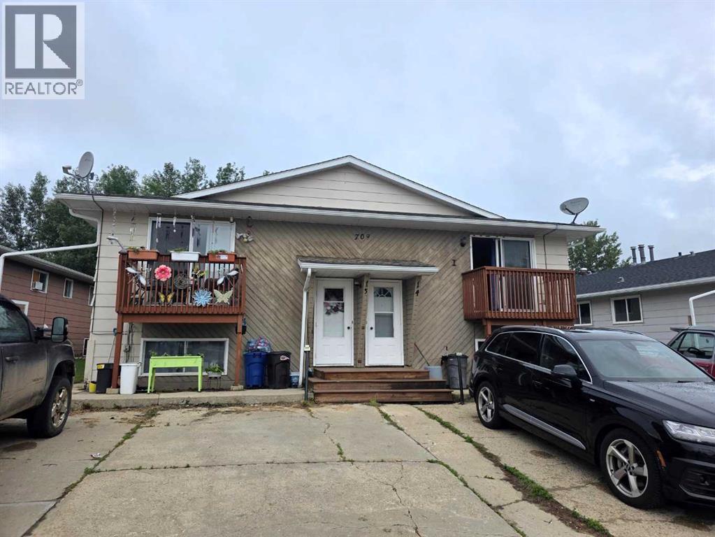 709 Hammond Drive S - 1