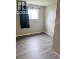 709 Hammond Drive S, Fox Creek, AB T0H1P0 Photo 9