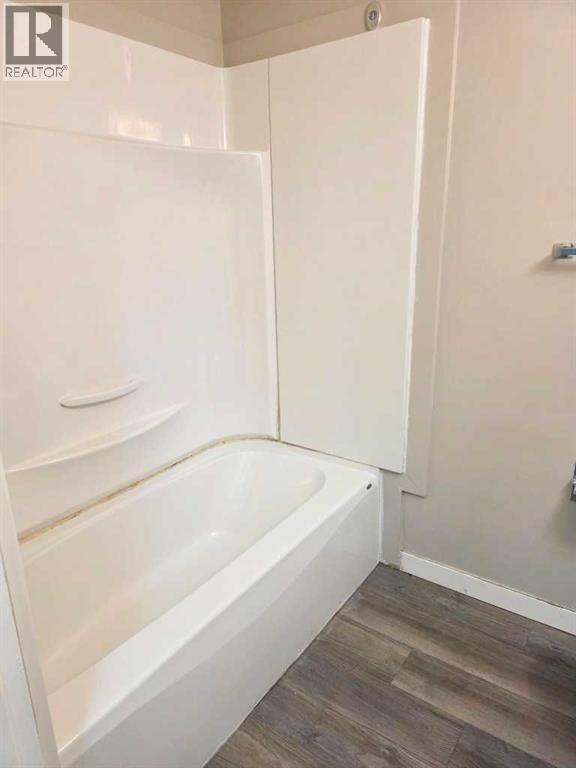 709 Hammond Drive S - 8